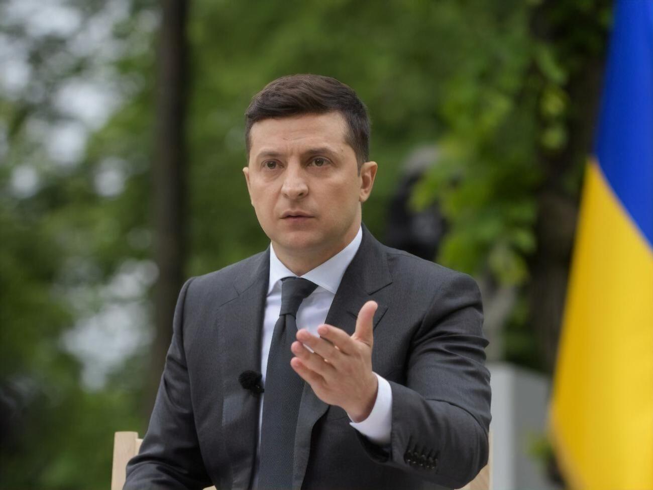 Володимир Зеленський: Думаю, через місяць, коли ми вийдемо з цього складного процесу, обов'язково перейдемо до реформування "Укрзалізниці"