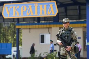 Пункты пропуска на границах с Беларусью и Россией останутся закрытыми, сообщил глава МВД Арсен Аваков