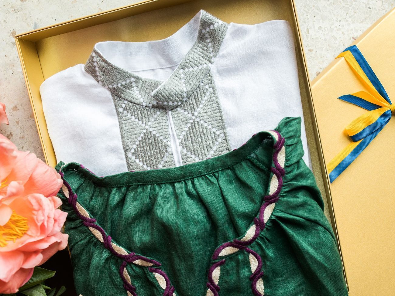 Подарки были с сопроводительными письмами