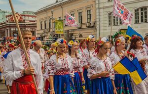 День вышиванки ежегодно отмечается в третий четверг мая