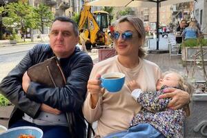 Дядя Жора: Супруга – блогер, эксперт по питанию. Она работает онлайн