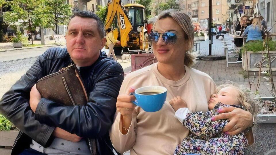 Дядя Жора: Дружина – блогерка, експертка з харчування. Вона працює онлайн