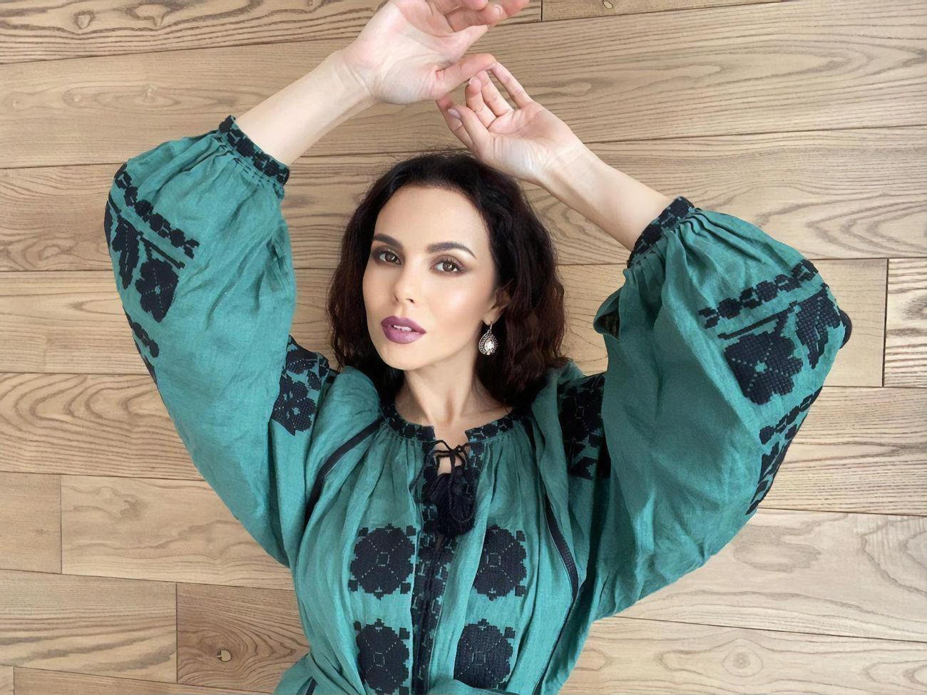 Каменских:&nbsp;Для каждого из нас это не просто одежда. Это символ силы и красоты нашего народа. Это наша душа