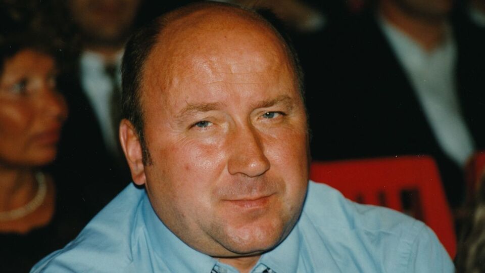 Коржаков: Я когда включаю – сразу в другую сторону от этого канала