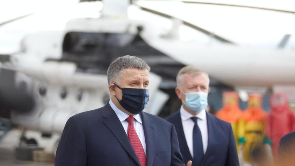 Аваков: Пока у нас не будет вакцины, не будет четкого протокола лечения, мы должны быть очень осторожными