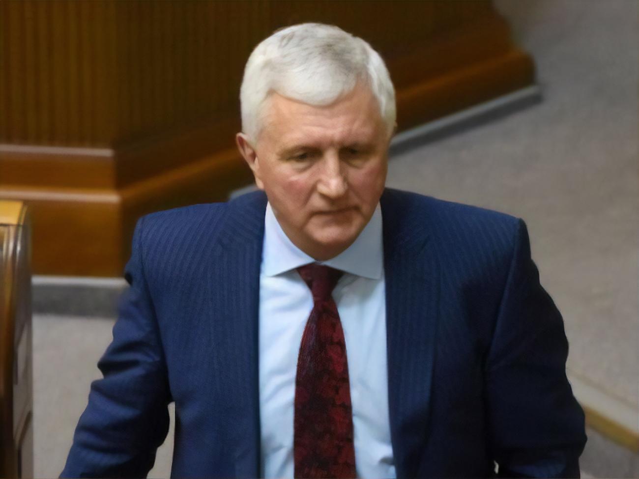 Політику було 67 років