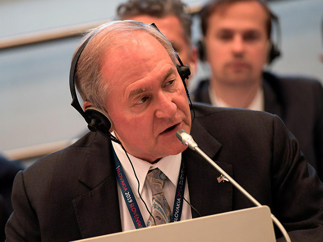 Гилмор призвал Россию "немедленно прекратить оккупацию Крыма"