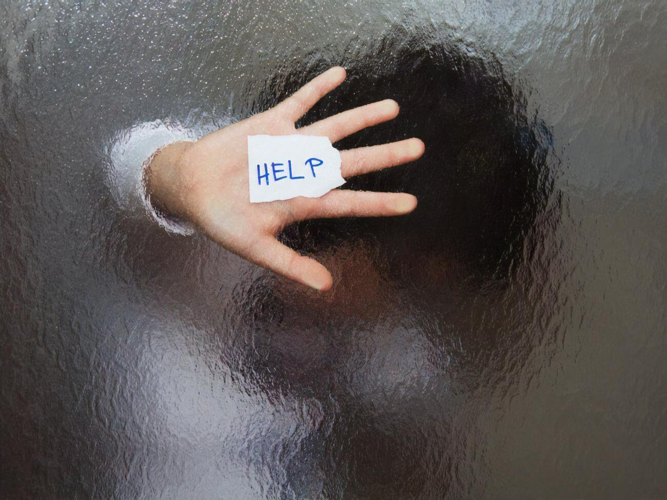 2% звонков на горячие линии поступили от самих обидчиков