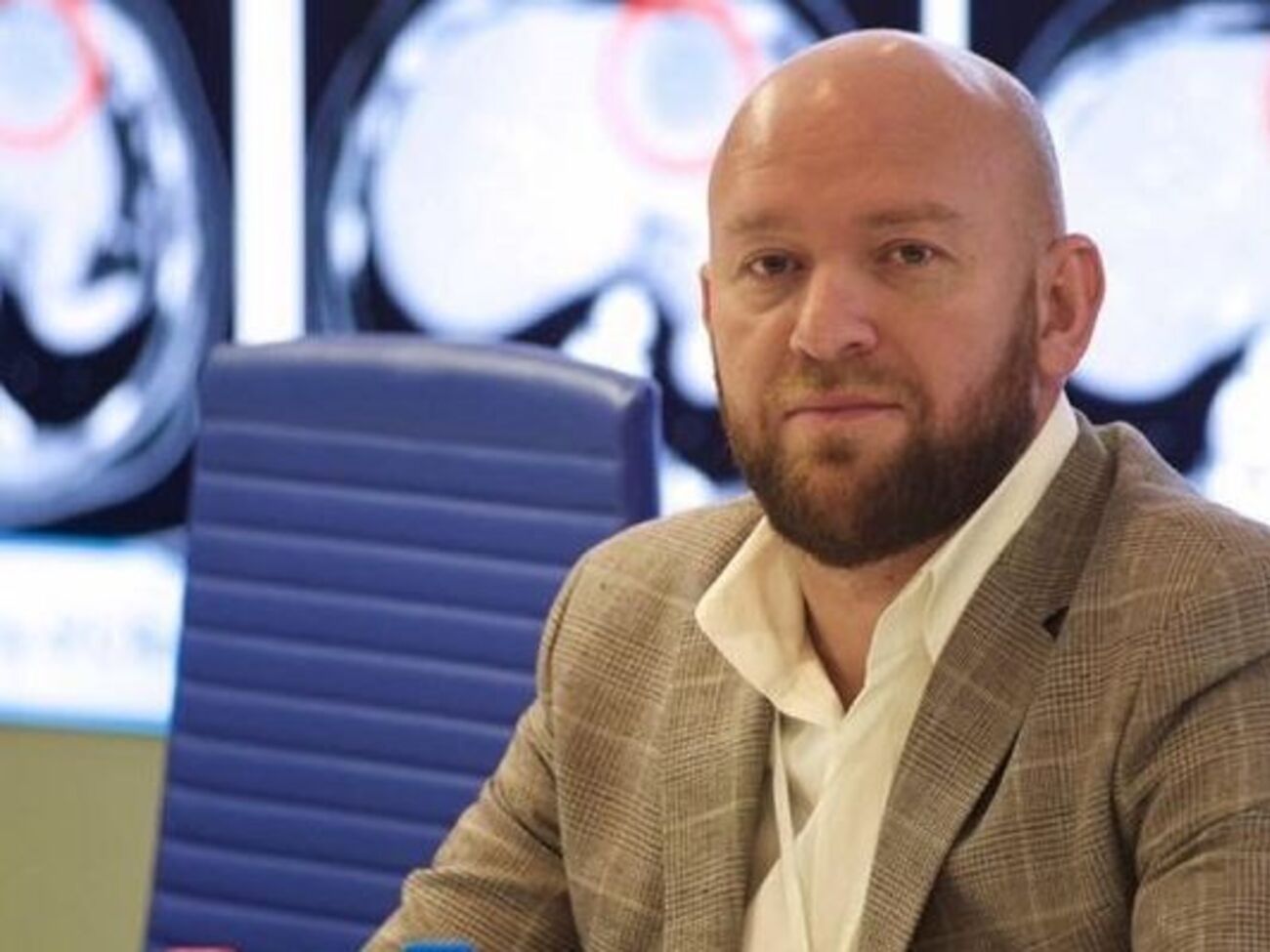 Після виходу з ізоляції в людей можуть бути душевні розлади й невротичні стани. Не дарма пандемію COVID-19 порівнюють із війною