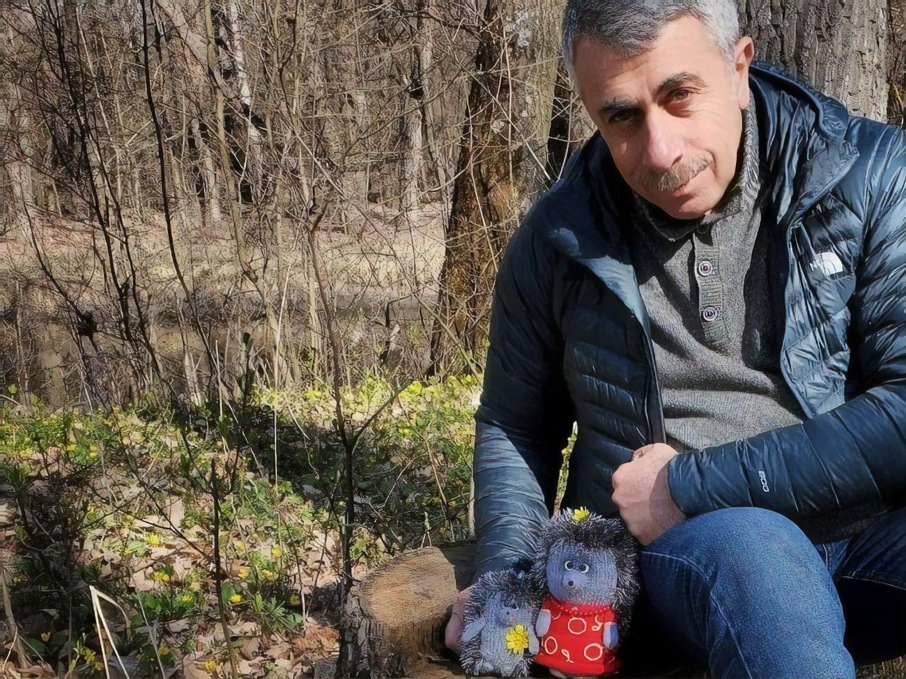 Комаровский родился в 1960 году в Харькове