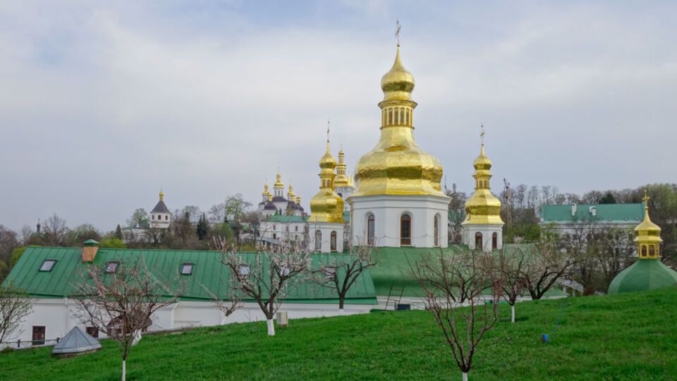 Лавра є в держвласності