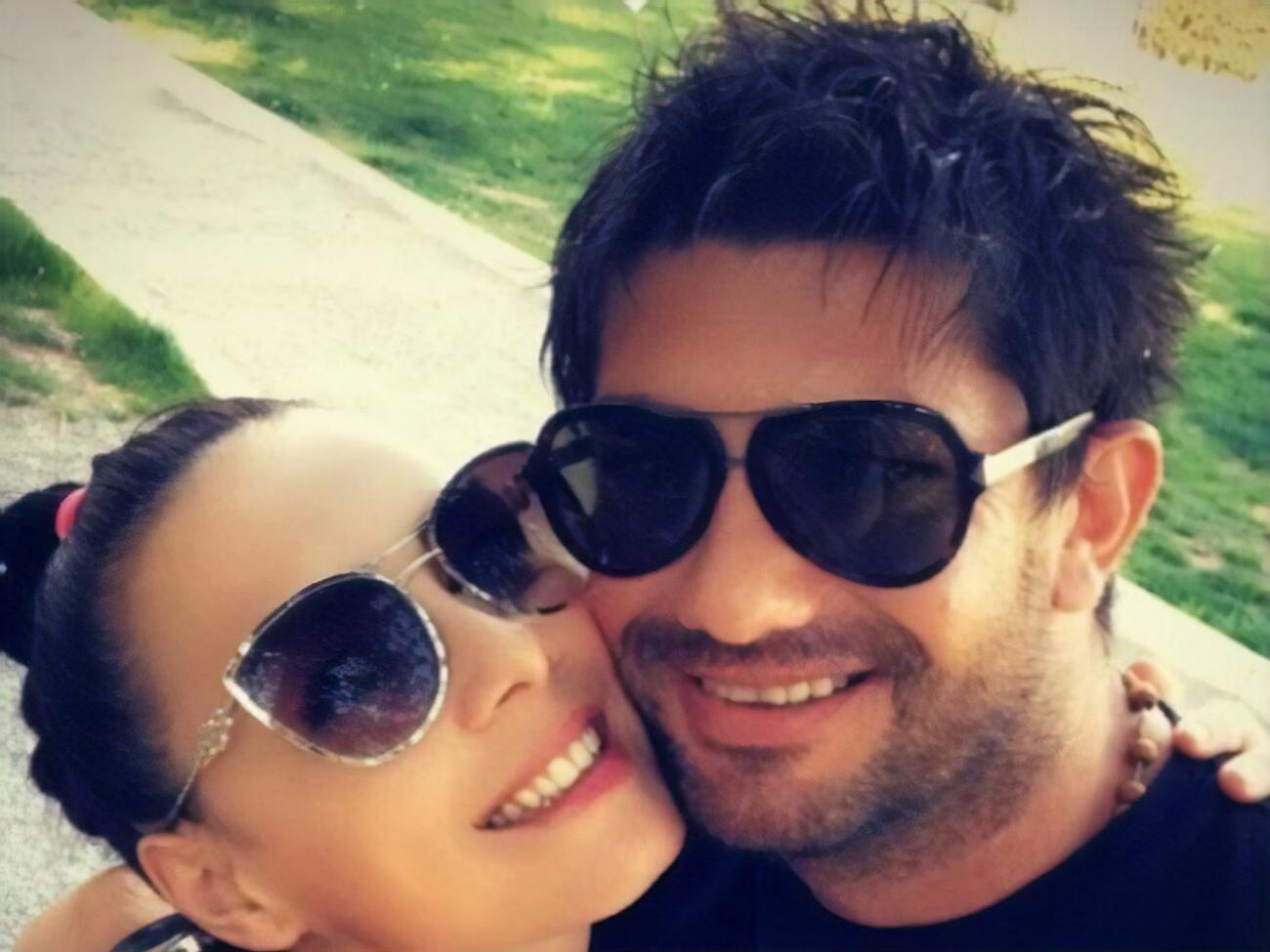 Мрдакович жил со своей девушкой, певицей