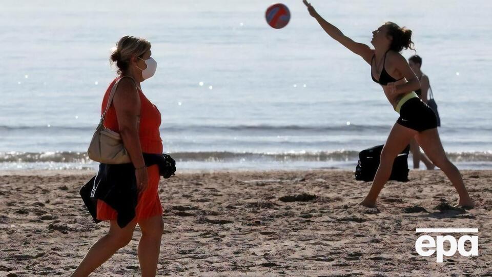 Туристів із-за кордону в Іспанії чекають у липні