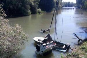 За даними поліції, у машині рибалки лягали спати