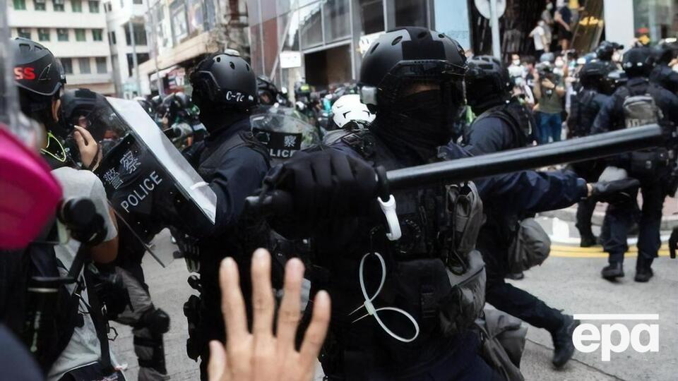 Полиция отчиталась о задержании около 120 человек