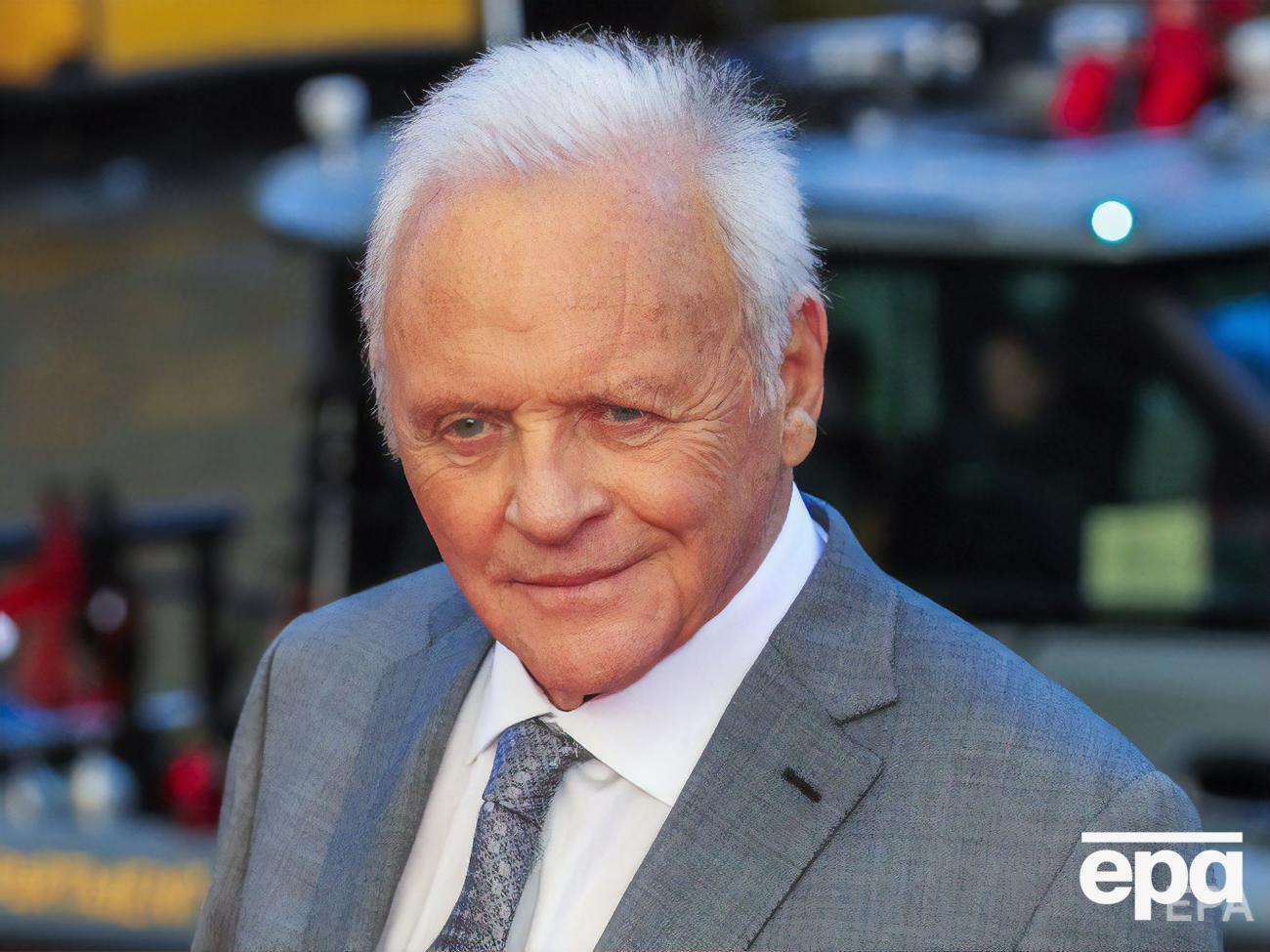 Всемирную славу Хопкинсу принесла роль серийного убийцы-каннибала Ганнибала Лектера