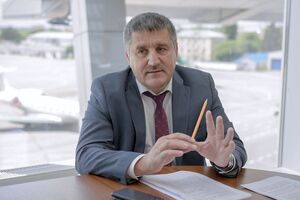 Олег Левченко: Патова ситуація: доходів немає, витрати збільшуються і при цьому ще необхідно дати авіакомпаніям знижки до 80%, інакше вони взагалі не полетять