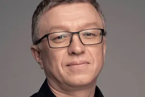 Олігархи не виживають при конкурентній ринковій економіці. Тому дефолт для них – покращення становища