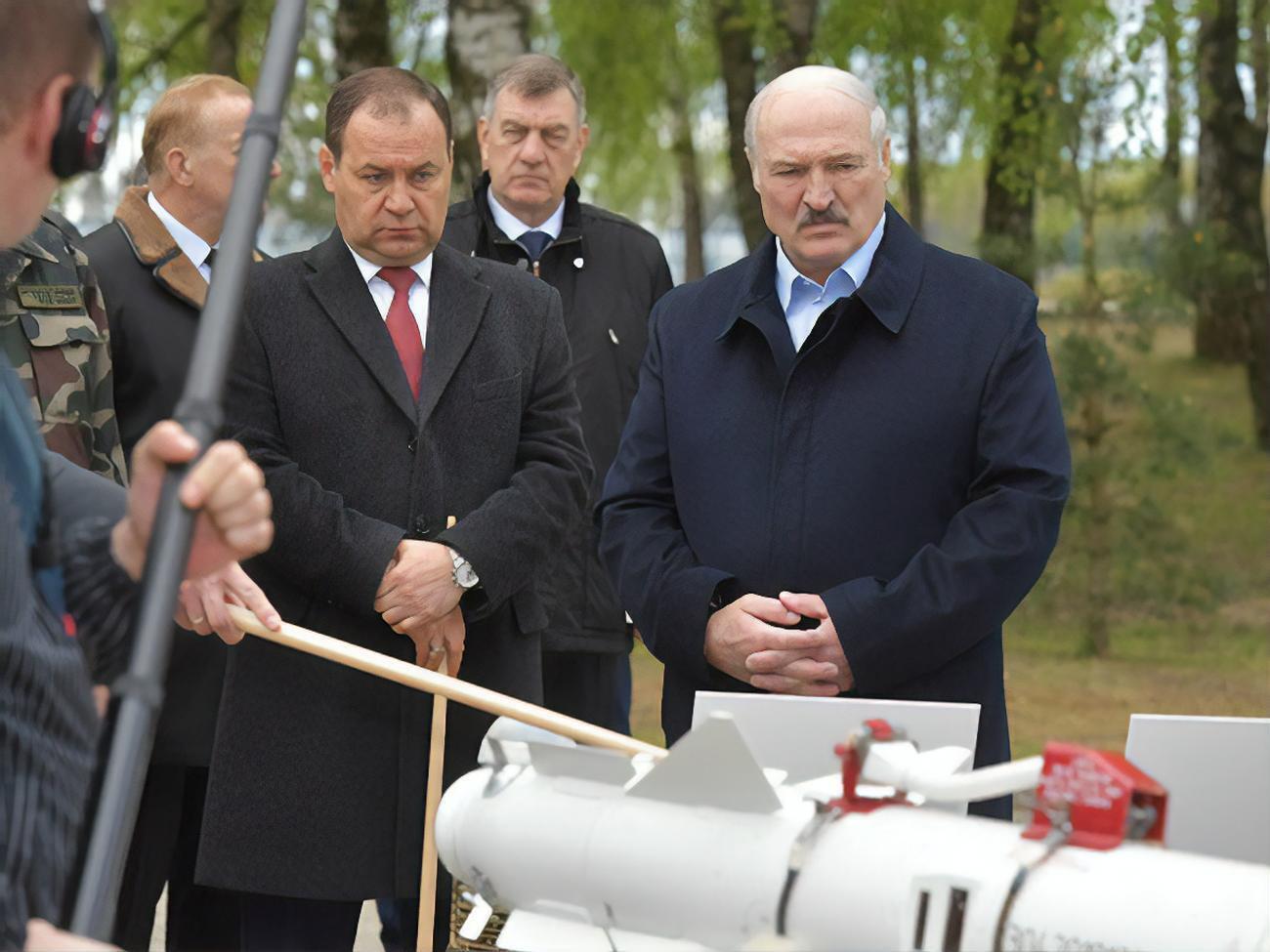 Лукашенко: Істерія у ЗМІ наклала відбиток на економіку