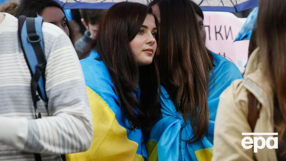 Нацсовет попросил руководителей телеканалов разъяснить редакционную политику в отношении украинского языка