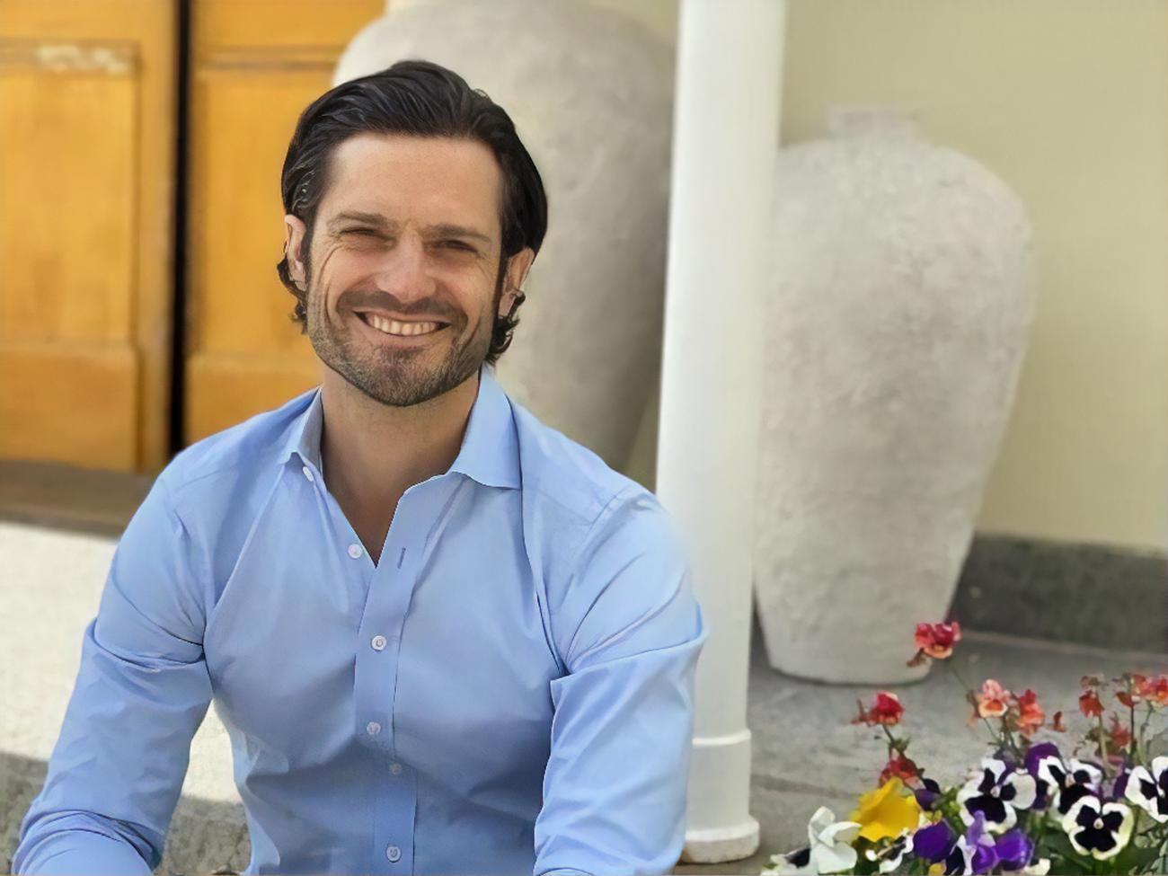 Карл Филипп ушел служить в армию добровольцем