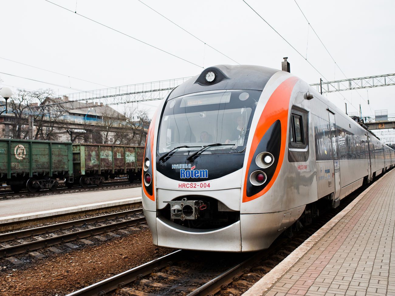 Квитки на швидкісні потяги продають на сайті "Укрзалізниці"