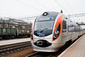 Билеты на скоростные поезда продаются на сайте "Укрзалізниці"