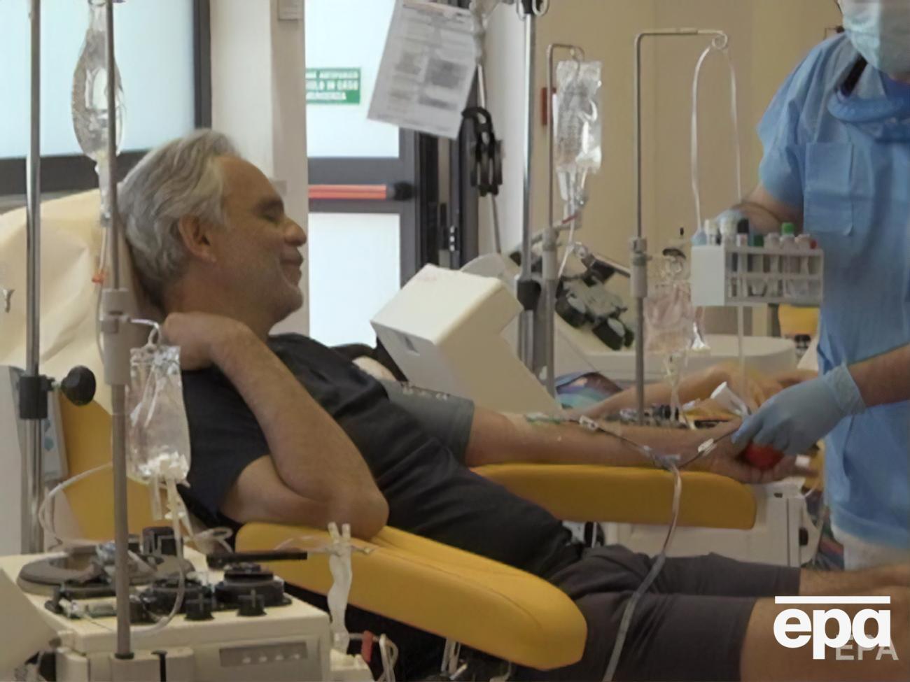 Бочелли сдал плазму для медицинских исследований в больнице Cisanello в Пизе