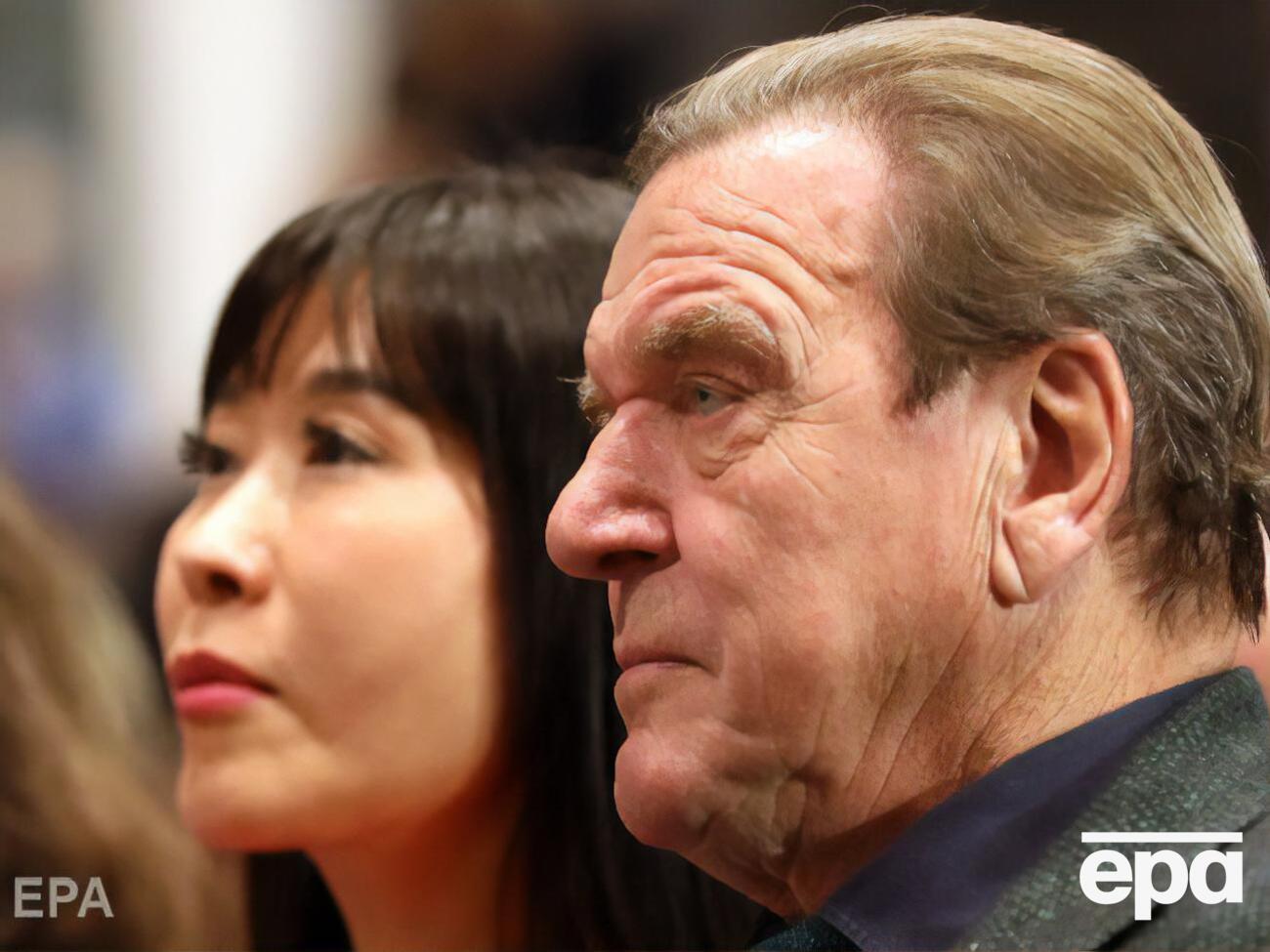 Шредер сотрудничает с российскими компаниями и выступает за снятие санкций с России&nbsp;