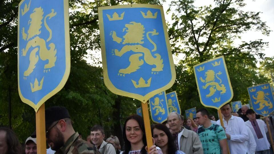 В'ятрович зазначив, що в рішенні суду немає нічого про те, чи є символіка дивізії "Галичина" нацистською