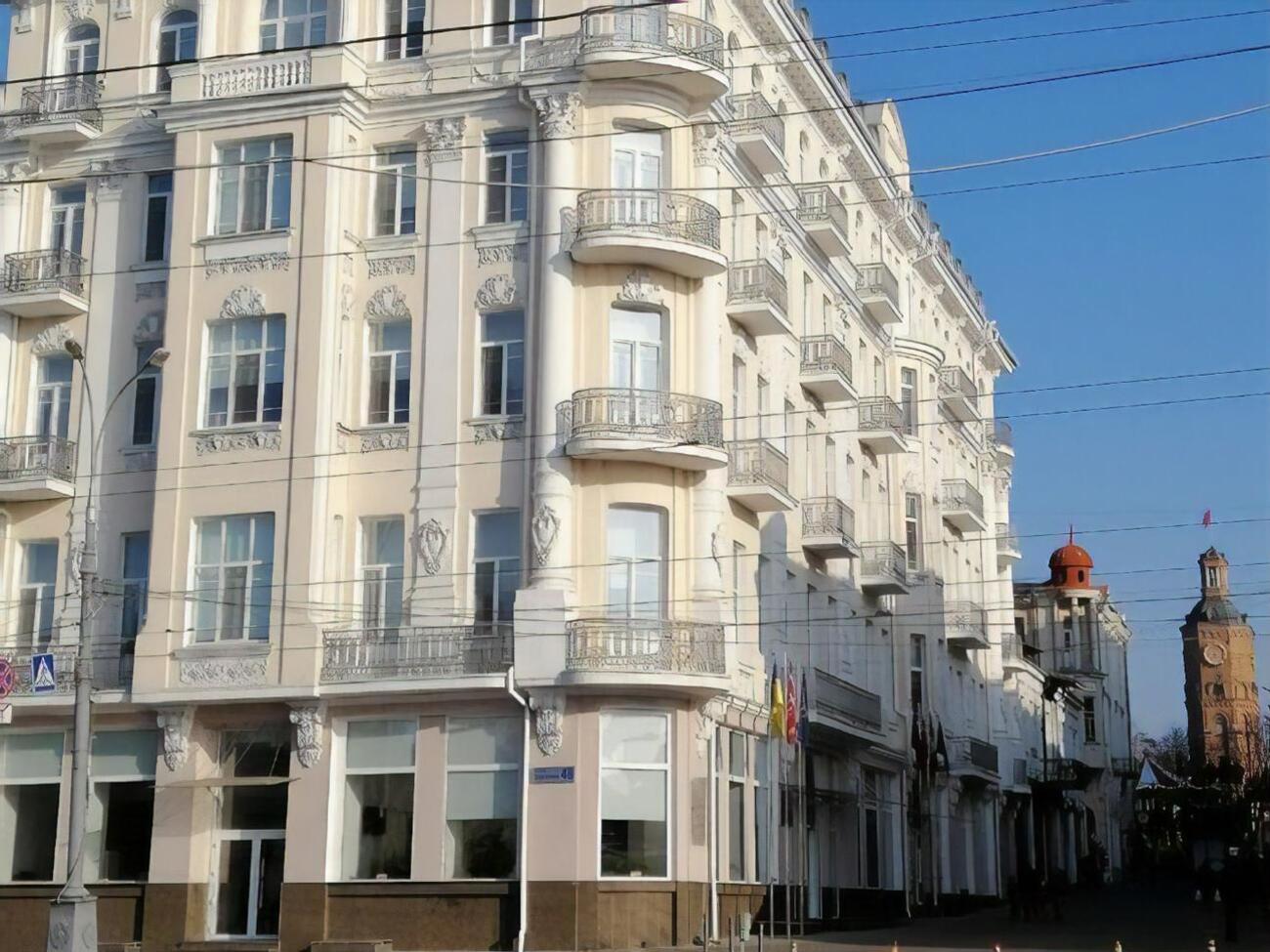 В одного зі співробітників суду лабораторно підтверджено інфікування COVID-19
