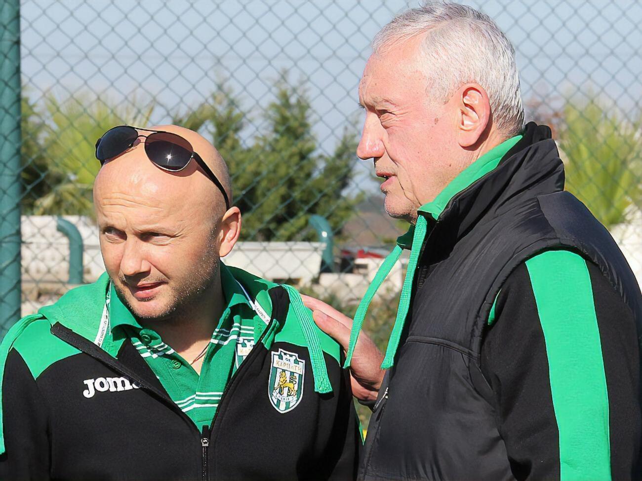 Смалийчук (слева) и Дыминский на базе "Карпат"