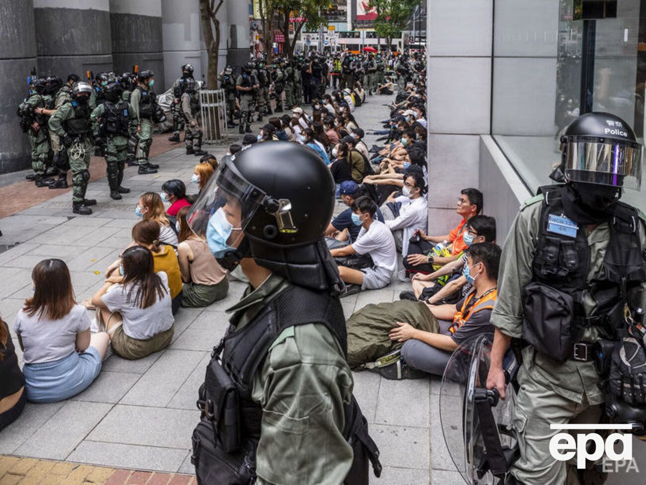 Гонконг вернулся под суверенитет Китая