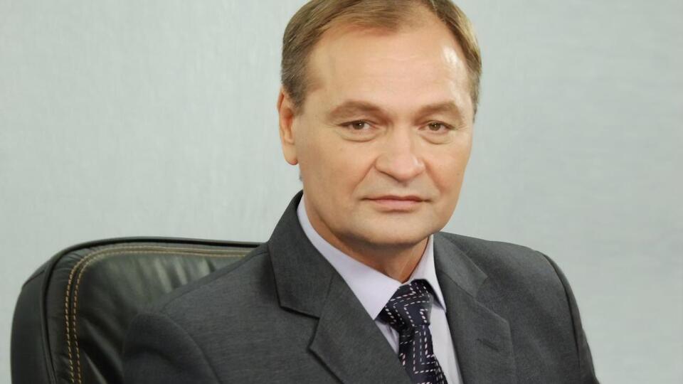 Пономарев напал на журналистов 7 февраля 2018 года возле зала заседаний Верховной Рады