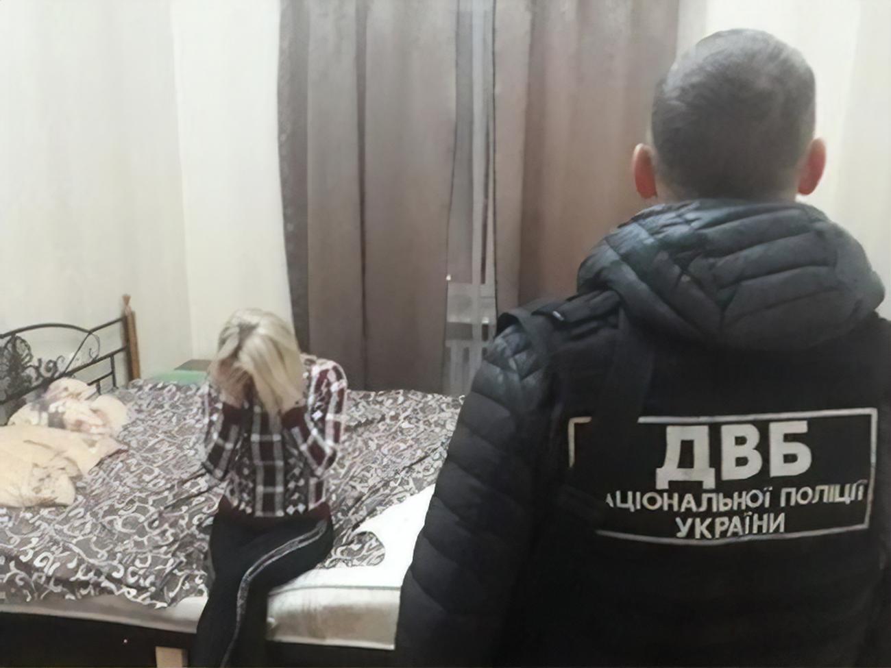 Правоохоронці задокументували факт надання інтимних послуг