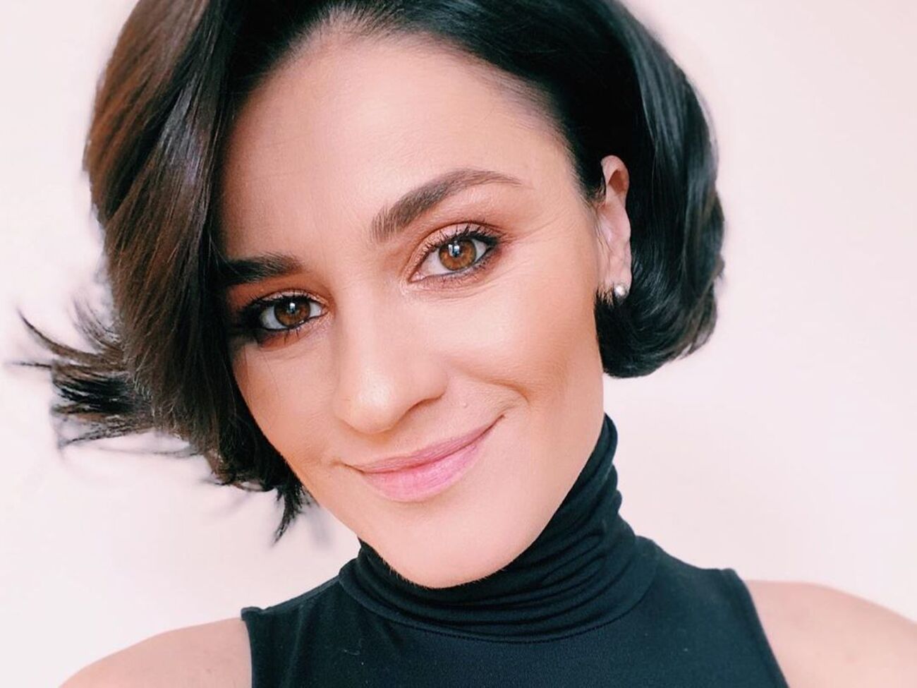 Адамчук:&nbsp;В непростых условиях мы сближаемся, лучше понимаем друг друга, а в результате радость становится общей!