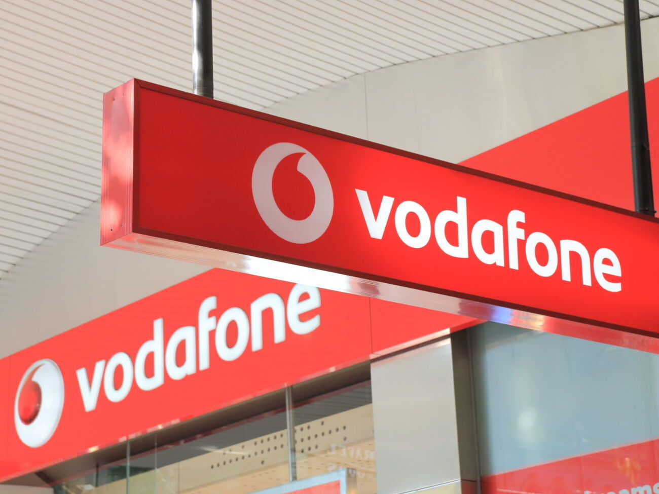 В "Vodafone Украина" отметили, что интернет-сеть должна работать в обычном режиме