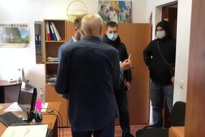 По словам Гончара, следователи не разрешили сделать копию расписки