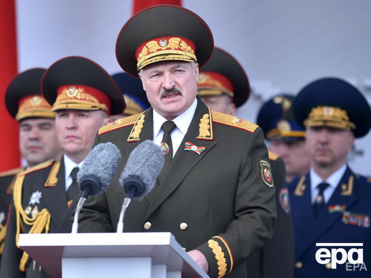 Лукашенко:&nbsp;У нас по конституции президент обладает сильной властью