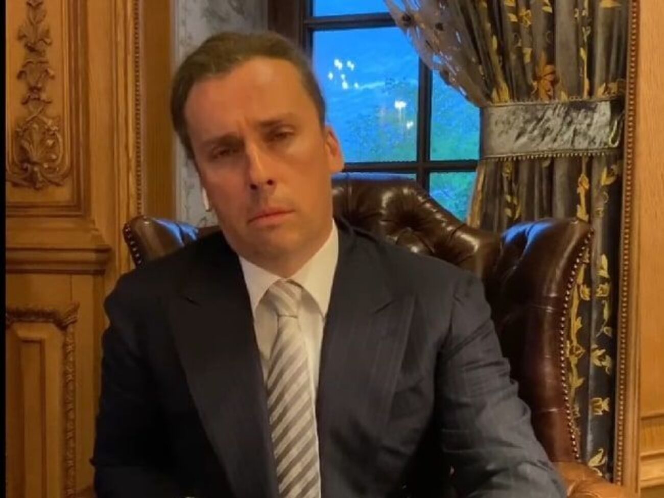 Галкін записав пародію, поставши одночасно в образі Путіна та Собяніна