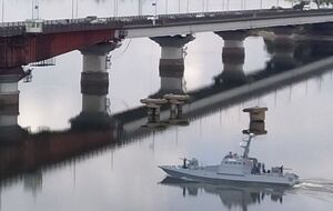 Катер ремонтировали в Николаеве