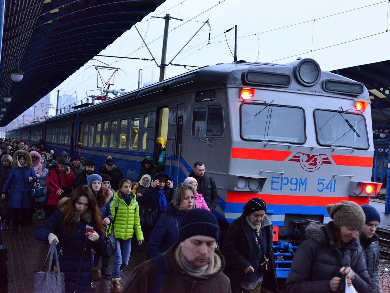 "Укрзалізниця" відновлює рух пасажирських поїздів у 14 областях країни. Інфографіка