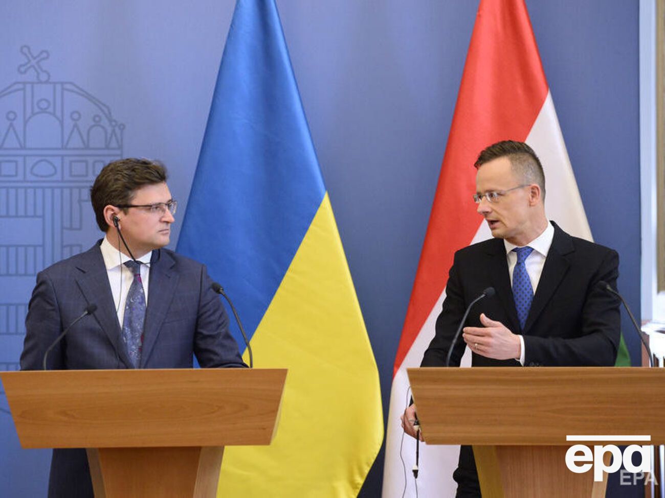 Кулеба и Сийярто провели встречу в Будапеште