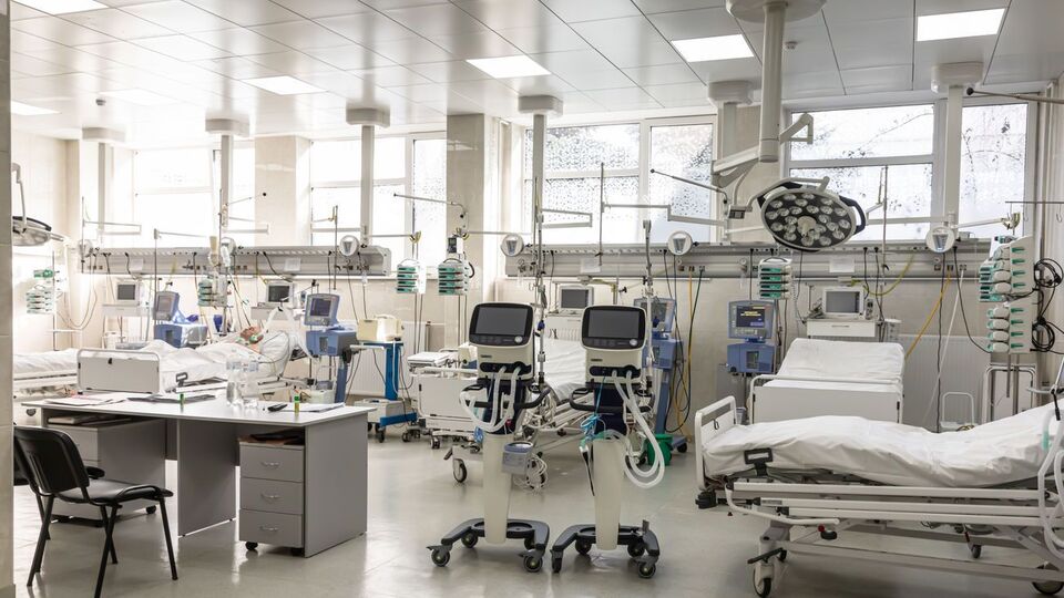 Более 10 тыс. украинцев имеют активную форму COVID-19