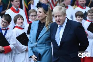 Джонсон перехворів на COVID-19, його наречена також відчувала симптоми