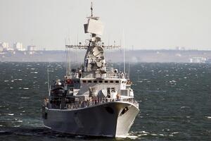 Фрегат спущен на воду в 1992 году