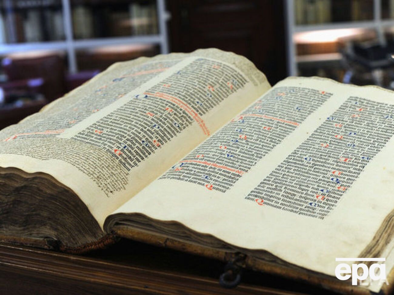 Библия Гутенберга&nbsp;была первой печатной версией Библии