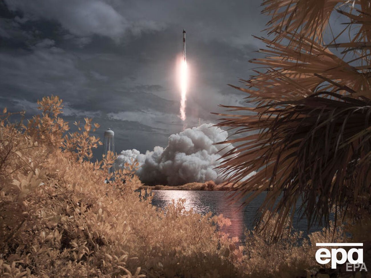 Астронавты отправились на орбиту 30 мая