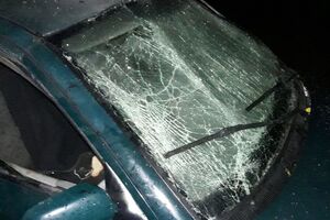 Вибухівка спрацювала всередині машини