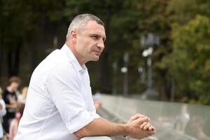 Кличко: У властей должен быть четкий план и равные условия соблюдения и ослабления карантина